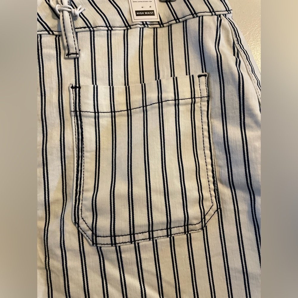 Judy Blue Navy White Striped High Waist Denim Short Rose Gold Buttons Size 1X - Picture 3 of 16